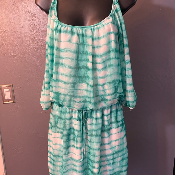 Bisou Bisou Women's Size 10 Green White Tie Dye Cold Shoulder Short Dress - Picture 15 of 16